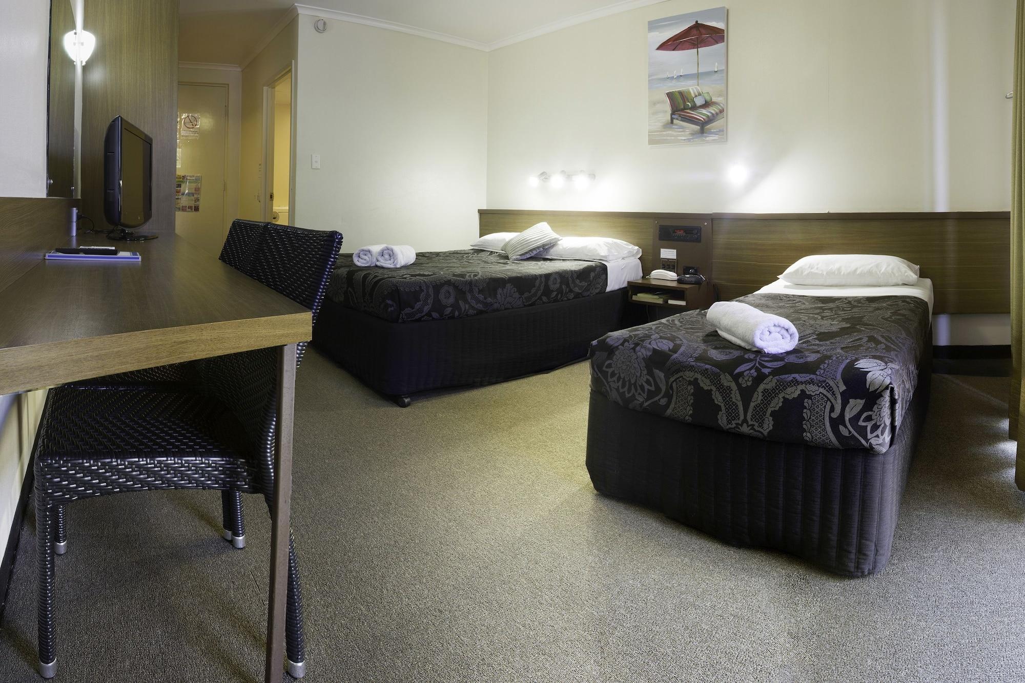 מקיי Miners Lodge Motor Inn מראה חיצוני תמונה