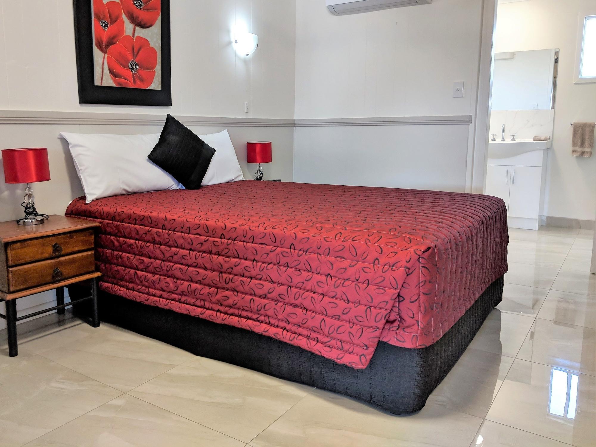 מקיי Miners Lodge Motor Inn מראה חיצוני תמונה