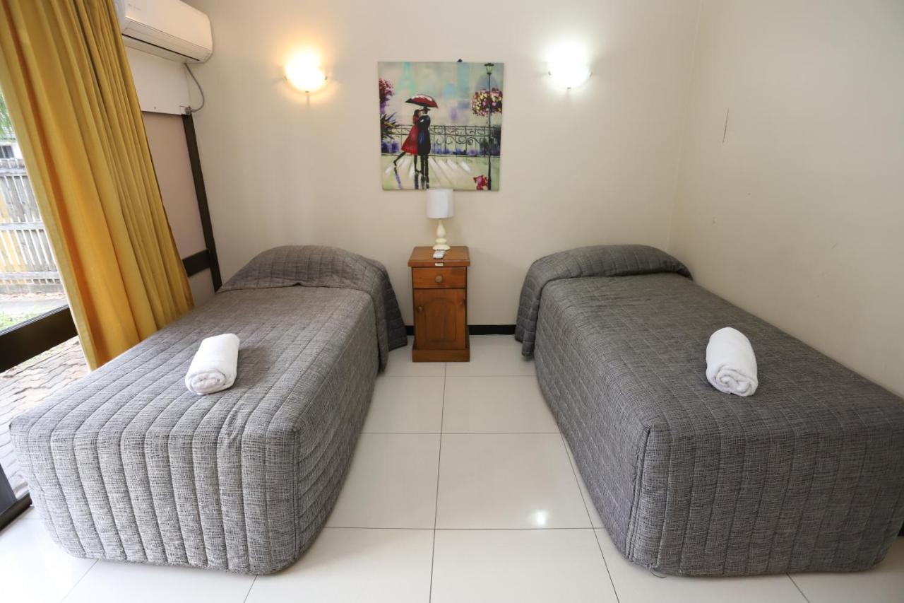 מקיי Miners Lodge Motor Inn מראה חיצוני תמונה