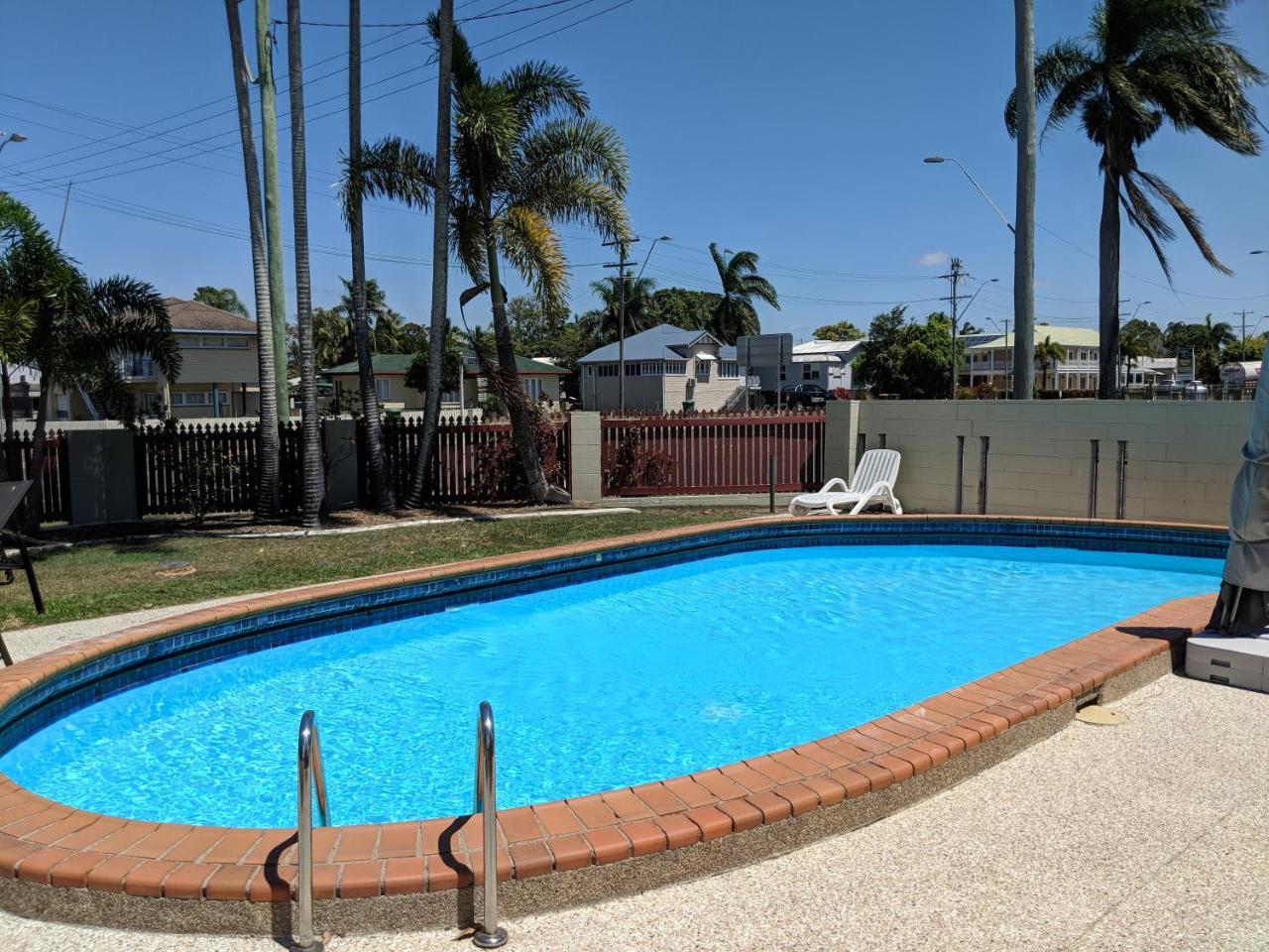 מקיי Miners Lodge Motor Inn מראה חיצוני תמונה
